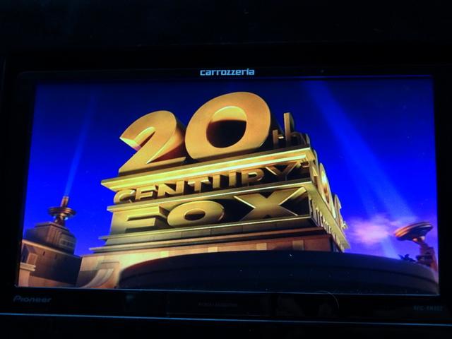 セレナ Ｘ　車検９年１１月　エマージェンシーブレーキ　ナビ　ＴフルセグＶ　ＤＶＤ再生機能　Ｂｌｕｅｔｏｏｔｈ　フリップダウンモニター　アラウンドビューモニター　両側パワスラ　インテリキー　クルコン　ＬＥＤ　ＥＴＣ（23枚目）