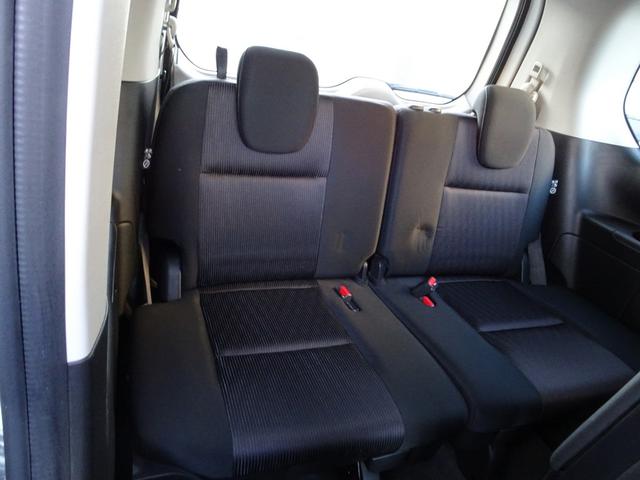 セレナ ハイウェイスター　車検９年１２月　エマージェンシーブレーキ　ナビ　ＴＶ　ＤＶＤ再生機能　ミュージックサーバ　Ｂｌｕｅｔｏｏｔｈ　フリップダウンモニタ　バックカメラ　両側パワスラ　インテリキー　クルコン　ＥＴＣ　ドラレコ（15枚目）