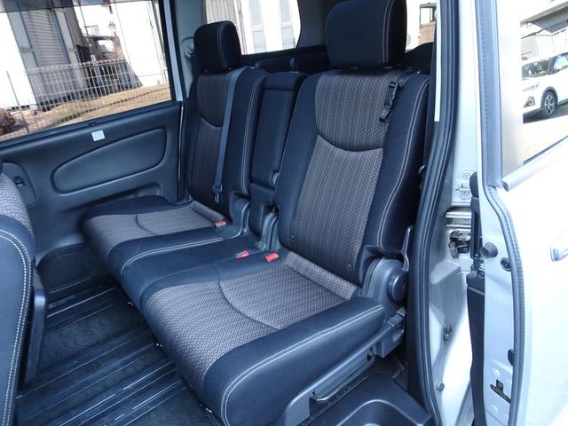 セレナ ハイウェイスター　Ｖセレ＋セーフティＩＩ　ＳＨＶ　車検９年１２月　後期　エマブレ　ナビ　ＴＶ　ＤＶＤ再生機能　Ｂｌｕｅｔｏｏｔｈ　後席モニター　アラウンドビュー　両側パワスラ　インテリキー　パノラミックルーフ　クルコン　ＬＥＤ　ＥＴＣ　前後ドラレコ（13枚目）