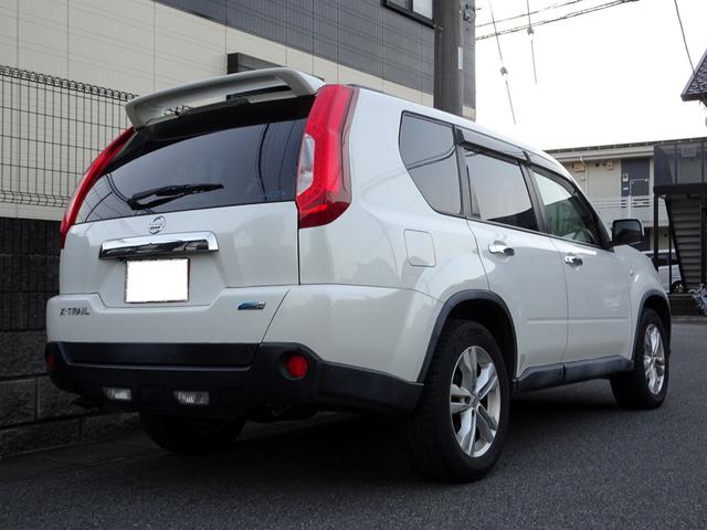 エクストレイル ２０ＧＴ　Ｓ　車検９年１２月　後期　４ＷＤ　クリーンディーゼルターボ　ナビ　フルセグＴＶ　ＤＶＤ再生機能　Ｂｌｕｅｔｏｏｔｈ　バックカメラ　インテリジェントキー　撥水シート　アルミホイール　ＨＩＤライト　ＥＴＣ（5枚目）