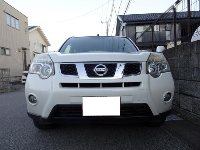 エクストレイル ２０ＧＴ　Ｓ　車検９年１２月　後期　４ＷＤ　クリーンディーゼルターボ　ナビ　フルセグＴＶ　ＤＶＤ再生機能　Ｂｌｕｅｔｏｏｔｈ　バックカメラ　インテリジェントキー　撥水シート　アルミホイール　ＨＩＤライト　ＥＴＣ（6枚目）