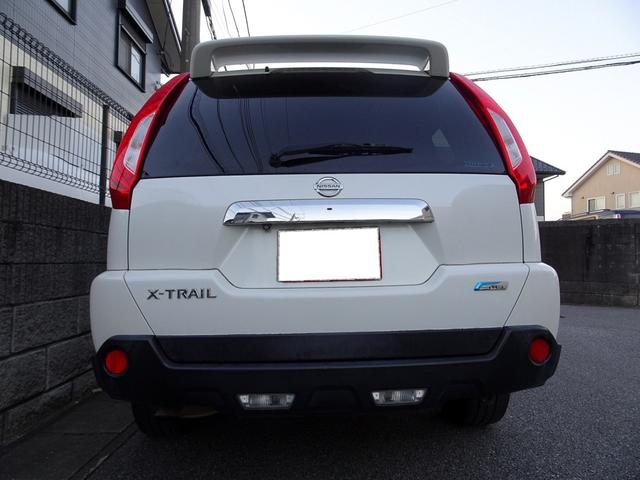 エクストレイル ２０ＧＴ　Ｓ　車検９年１２月　後期　４ＷＤ　クリーンディーゼルターボ　ナビ　フルセグＴＶ　ＤＶＤ再生機能　Ｂｌｕｅｔｏｏｔｈ　バックカメラ　インテリジェントキー　撥水シート　アルミホイール　ＨＩＤライト　ＥＴＣ（7枚目）