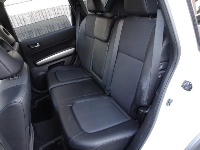 エクストレイル ２０ＧＴ　Ｓ　車検９年１２月　後期　４ＷＤ　クリーンディーゼルターボ　ナビ　フルセグＴＶ　ＤＶＤ再生機能　Ｂｌｕｅｔｏｏｔｈ　バックカメラ　インテリジェントキー　撥水シート　アルミホイール　ＨＩＤライト　ＥＴＣ（14枚目）