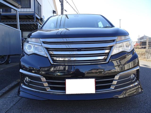 セレナ ライダーブラックラインＳ－ＨＶアドバンスドセーフティ　車検９年１２月　後期　エマージェンシーブレーキ　ナビ　フルセグＴＶ　ＤＶＤ再生機能　Ｂｌｕｅｔｏｏｔｈ　フリップダウンモニター　アラウンドビューモニター　両側パワスラ　インテリキー　クルコン　ＥＴＣ（6枚目）