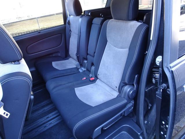 セレナ ライダーブラックラインＳ－ＨＶアドバンスドセーフティ　車検９年１２月　後期　エマージェンシーブレーキ　ナビ　フルセグＴＶ　ＤＶＤ再生機能　Ｂｌｕｅｔｏｏｔｈ　フリップダウンモニター　アラウンドビューモニター　両側パワスラ　インテリキー　クルコン　ＥＴＣ（13枚目）