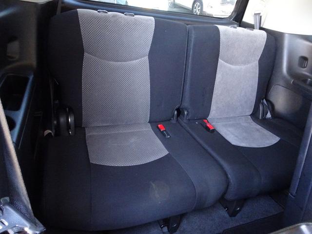 セレナ ライダーブラックラインＳ－ＨＶアドバンスドセーフティ　車検９年１２月　後期　エマージェンシーブレーキ　ナビ　フルセグＴＶ　ＤＶＤ再生機能　Ｂｌｕｅｔｏｏｔｈ　フリップダウンモニター　アラウンドビューモニター　両側パワスラ　インテリキー　クルコン　ＥＴＣ（15枚目）