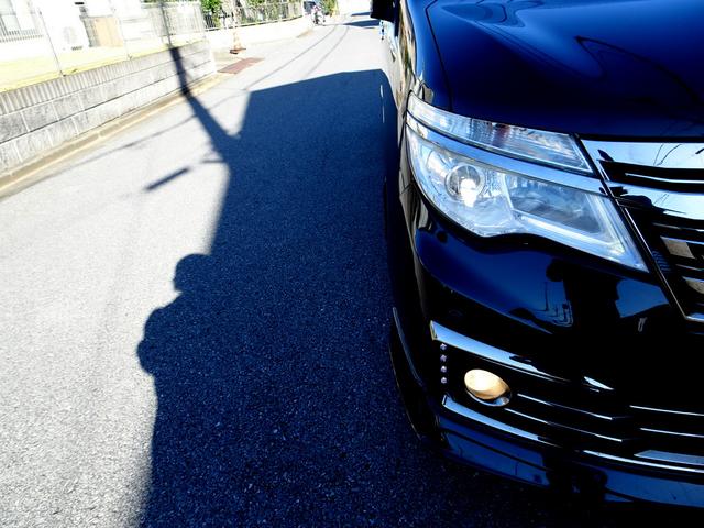 セレナ ライダーブラックラインＳ－ＨＶアドバンスドセーフティ　車検９年１２月　後期　エマージェンシーブレーキ　ナビ　フルセグＴＶ　ＤＶＤ再生機能　Ｂｌｕｅｔｏｏｔｈ　フリップダウンモニター　アラウンドビューモニター　両側パワスラ　インテリキー　クルコン　ＥＴＣ（39枚目）