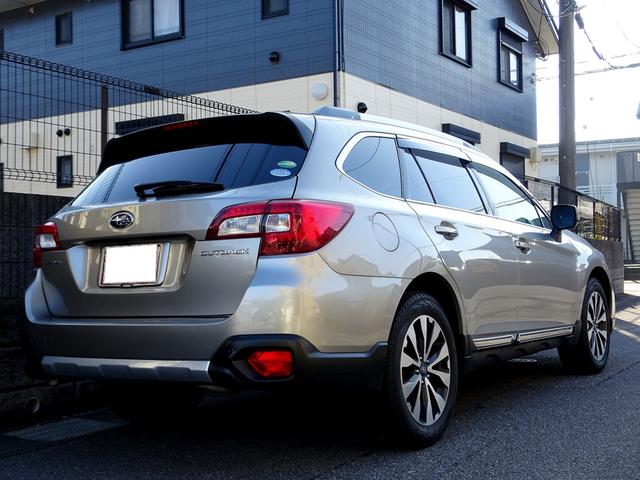 レガシィアウトバック リミテッド　車検９年１２月　アイサイト　レーダークルーズ　ナビ　ＴＶ　ＤＶＤ再生機能　Ｂｌｕｅｔｏｏｔｈ　バックカメラ　スマキー　パワーバックドア　黒本革シート　シートヒーター　冬タイヤ付き　ＬＥＤ　ＥＴＣ（3枚目）