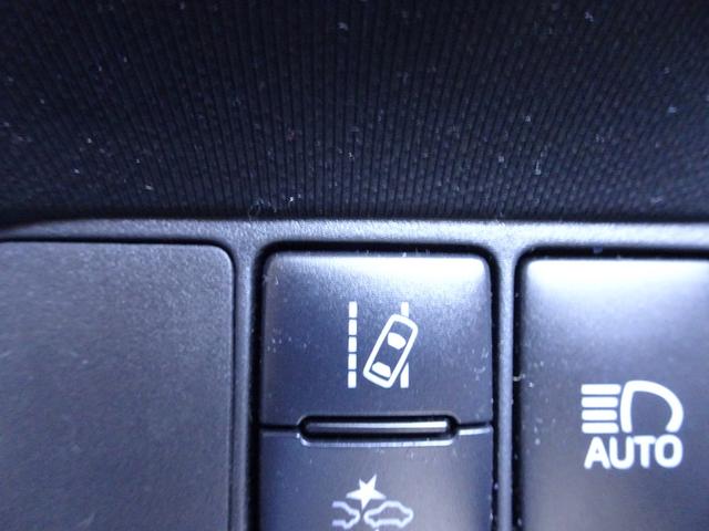 アクア Ｓ　中期モデル　トヨタセーフティセンス　衝突軽減ブレーキ　レーンディパーチャ―アラート　オートマチックハイビーム　ナビ　ＴＶ　Ｂｌｕｅｔｏｏｔｈ　バックカメラ　キーレス　ＥＴＣ　ドライブレコーダー（25枚目）