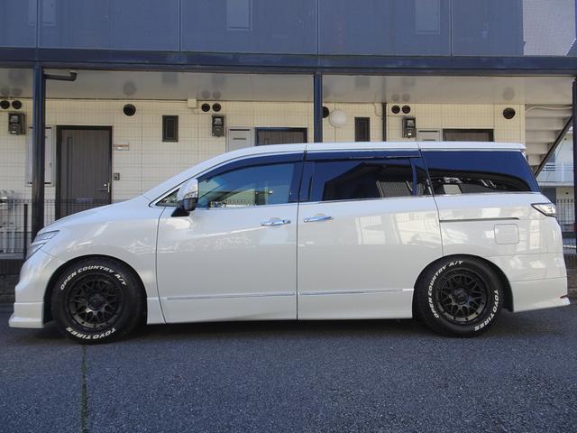 エルグランド ３５０ハイウェイスター　ナビ　フルセグＴＶ　ＤＶＤ再生機能　Ｂｌｕｅｔｏｏｔｈ　フリップダウンモニタ　バックカメラ　両側パワスラ　パワーバックドア　インテリキー　クルコン　フルエアロ　ＴＥＩＮ車高調　ＬＥＤ　ＥＴＣ　ドラレコ（9枚目）