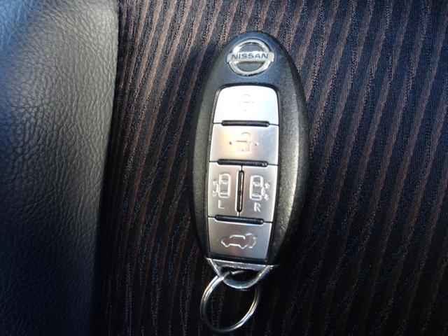 エルグランド ３５０ハイウェイスター　ナビ　フルセグＴＶ　ＤＶＤ再生機能　Ｂｌｕｅｔｏｏｔｈ　フリップダウンモニタ　バックカメラ　両側パワスラ　パワーバックドア　インテリキー　クルコン　フルエアロ　ＴＥＩＮ車高調　ＬＥＤ　ＥＴＣ　ドラレコ（28枚目）