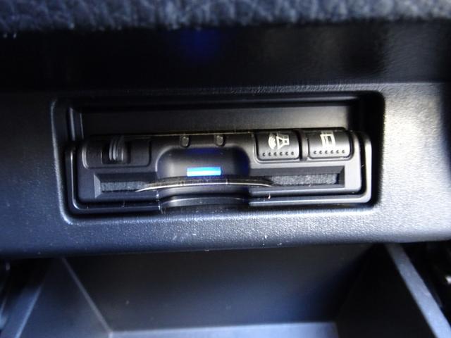 エルグランド ３５０ハイウェイスター　ナビ　フルセグＴＶ　ＤＶＤ再生機能　Ｂｌｕｅｔｏｏｔｈ　フリップダウンモニタ　バックカメラ　両側パワスラ　パワーバックドア　インテリキー　クルコン　フルエアロ　ＴＥＩＮ車高調　ＬＥＤ　ＥＴＣ　ドラレコ（30枚目）