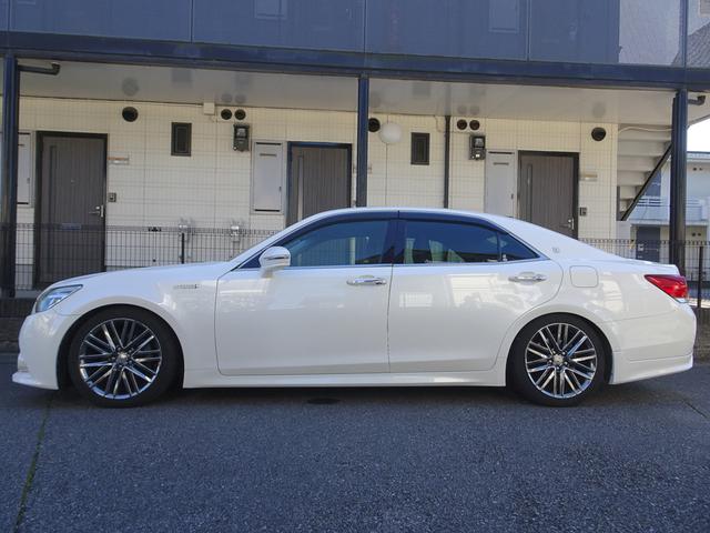 クラウンハイブリッド アスリートS 車検9年12月 HDDナビ フルセグTV DVD再生機能 ミュージックサーバ Bluetooth バックカメラ スマキー クルコン シートヒーター フルエアロ 18インチAW 車高調 HID ETC(9枚目)