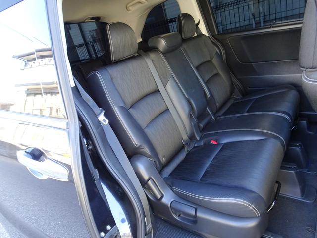 オデッセイ アブソルート　衝突軽減ブレーキ　ナビ　フルセグＴＶ　ＤＶＤ再生機能　Ｂｌｕｅｔｏｏｔｈ　フリップダウンモニター　アラウンドビューモニター　両側パワスラ　スマキー　クルコン　ハーフレザーシート　ＬＥＤライト　ＥＴＣ（14枚目）