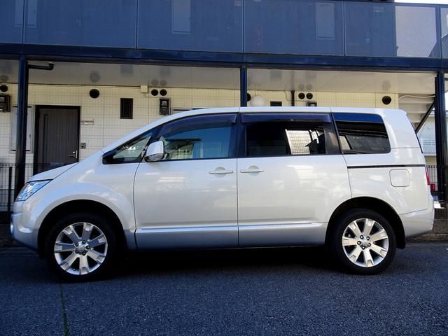 デリカD:5 D パワーパッケージ クリーンディゼルターボ 4WD 1オーナー ナビ フルセグTV DVD再生機能 Bluetooth フリップダウンモニター バックカメラ 両側パワスラ スマキー クルコン シートヒータ HID ETC(9枚目)