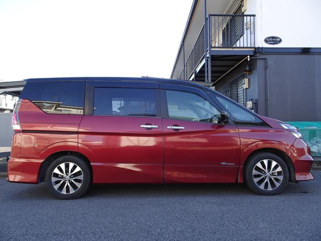 セレナ ハイウェイスター　車検９年１２月　プロパイロット　エマブレ　ナビ　ＴＶ　ＤＶＤ再生機能　Ｂｌｕｅｔｏｏｔｈ　後席モニター　アラウンドビューモニタ　両側パワスラ　インテリキー　ＬＥＤライト　ＬＥＤフォグ　ＥＴＣ　ドラレコ（8枚目）