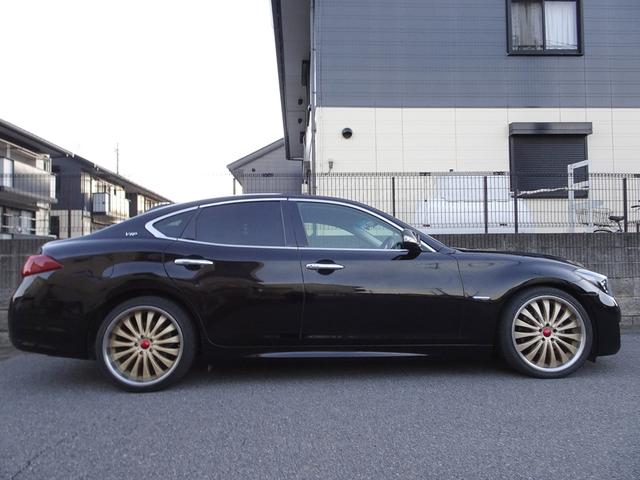 フーガハイブリッド VIP 後期 エマブレ レーダークルーズ HDDナビ TV DVD再生機能 ミュージックサーバ Bluetooth アラウンドビュー インテリキー 黒本革シート シートヒーター シートクーラー 20インチAW(8枚目)