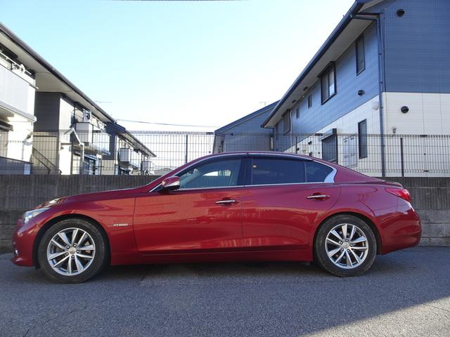 スカイライン 350GT ハイブリッド タイプP 車検9年6月 エマブレ レーダークルーズ ナビ TV DVD再生機能 ミュージックサーバ Bluetooth アラウンドビュー インテリキー 黒本革シート シートヒーター LED ETC 前後ドラレコ(9枚目)