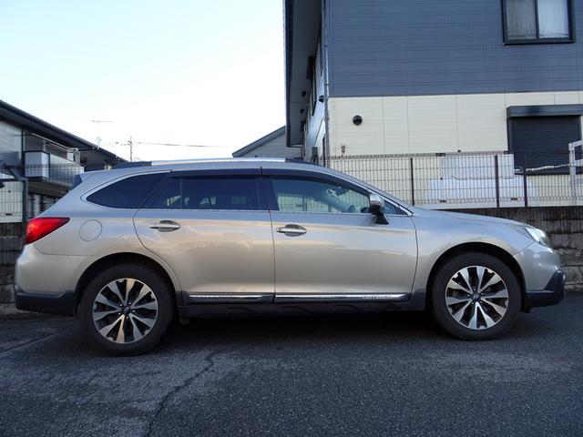 レガシィアウトバック リミテッド　車検１０年１月　アイサイト　レーダークルーズ　ナビ　ＴＶ　ＤＶＤ再生機能　Ｂｌｕｅｔｏｏｔｈ　バックカメラ　スマキー　パワーバックドア　黒本革シート　シートヒーター　ＬＥＤライト　ＥＴＣ　前後ドラレコ（8枚目）