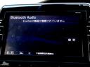 Bluetooth機能も装備されており、アイフォンなどに録音している音楽などを再生して車内で聞けます。