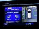 アブソルート　衝突軽減ブレーキ　ナビ　フルセグＴＶ　ＤＶＤ再生機能　Ｂｌｕｅｔｏｏｔｈ　フリップダウンモニター　アラウンドビューモニター　両側パワスラ　スマキー　クルコン　ハーフレザーシート　ＬＥＤライト　ＥＴＣ（23枚目）