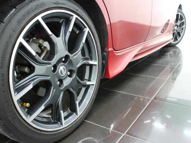 ノート ニスモ S 5MT RECAROシート 柿本マフラー フルセグナビ Bluetooth Bカメラ ETC LEDライト オートライト 純正アルミホイール スマートキー プッシュスタート オートエアコン(17枚目)