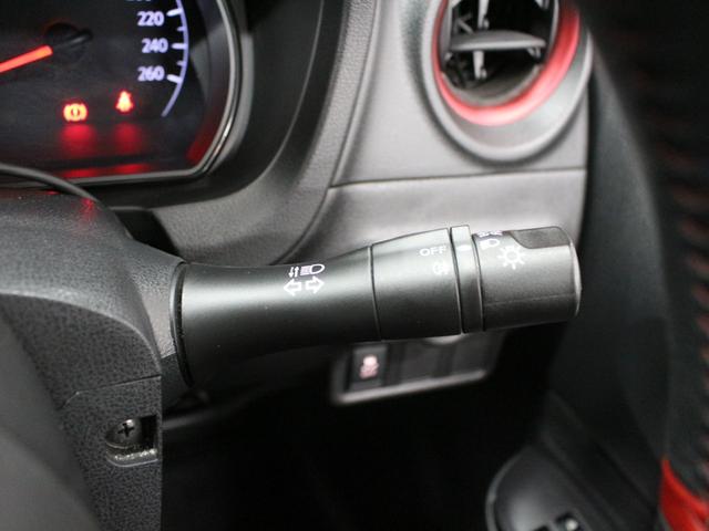 ノート ニスモ S 5MT RECAROシート 柿本マフラー フルセグナビ Bluetooth Bカメラ ETC LEDライト オートライト 純正アルミホイール スマートキー プッシュスタート オートエアコン(45枚目)