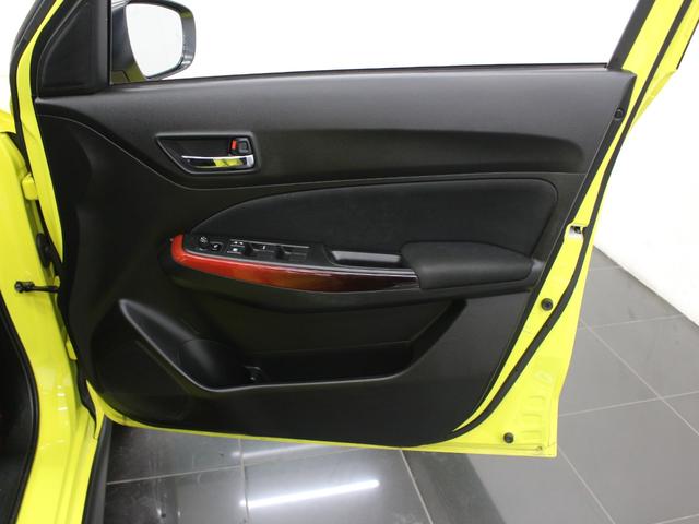 スイフトスポーツ ベースグレード 6MT フルセグナビ Bluetooth 全方位モニター ETC ブラインドスポットモニター 衝突被害軽減ブレーキ レーンアシスト シートヒーター LEDライト スマートキー TEIN車高調(28枚目)