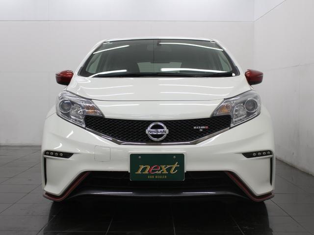 ノート ニスモ S 5MT フルセグナビ Bluetooth ETC LEDライト オートライト 純正アルミホイール オートエアコン スマートキー プッシュスタート(3枚目)