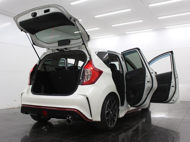 ノート ニスモ S 5MT フルセグナビ Bluetooth ETC LEDライト オートライト 純正アルミホイール オートエアコン スマートキー プッシュスタート(26枚目)