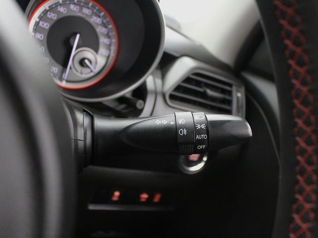 スイフトスポーツ ベースグレード フルセグナビ Bluetooth USB入力 ETC LEDライト オートライト 純正AW オートエアコン クルコン レーンアシスト 衝突被害軽減ブレーキ シートヒーター Bカメラ スマキー 6MT(40枚目)
