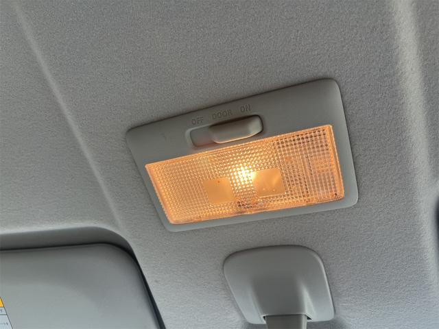 パレット リミテッドＩＩ　両側電動スライドドア　ＨＩＤ　ＣＶＴ　盗難防止システム　ＡＢＳ　ミュージックプレイヤー接続可　衝突安全ボディ　エアコン　パワーステアリング（9枚目）
