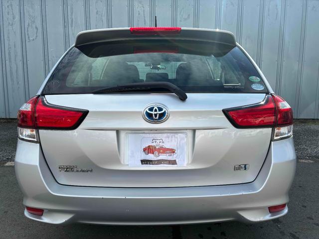 カローラフィールダー ハイブリッド(7枚目)