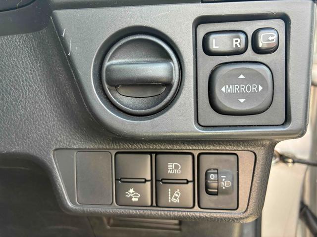 カローラフィールダー ハイブリッド(12枚目)