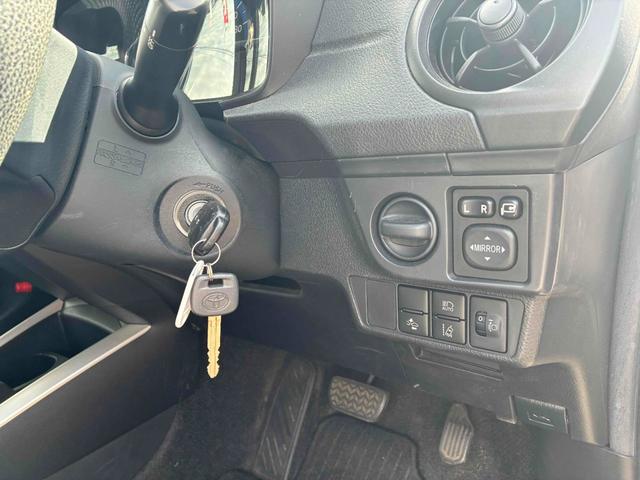 カローラフィールダー ハイブリッド(13枚目)