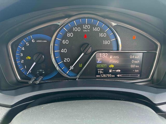 カローラフィールダー ハイブリッド(15枚目)