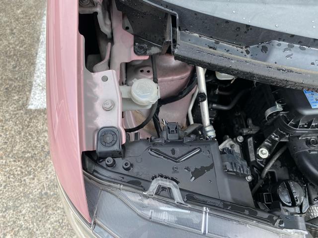タント Ｌ　キーレス　衝突軽減システム　禁煙車　ＨＩＤヘッドライト　オートライト　ベンチシート　ナビ　バックカメラ　ヘッドライトレベライザー　アイドリングストップ　フロアマット　電動ドアミラー格納　両側スライド（18枚目）