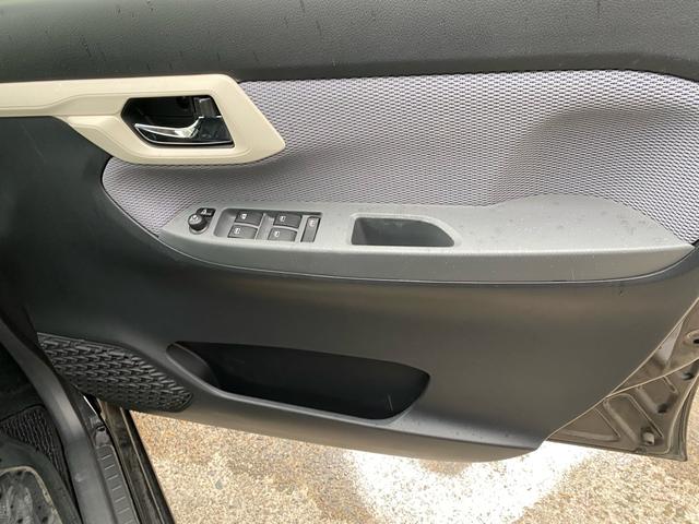 ステラ Ｌ　キーレス　アイドリングストップ　イモビライザー　禁煙車　寒冷地仕様　電動ドアミラー　ベンチシート　ＣＤ　バックカメラ　ｂｌｕｅｔｏｏｔｈ接続　ドライブレコーダー　フロアマット　ヘッドライトレベライザー（29枚目）