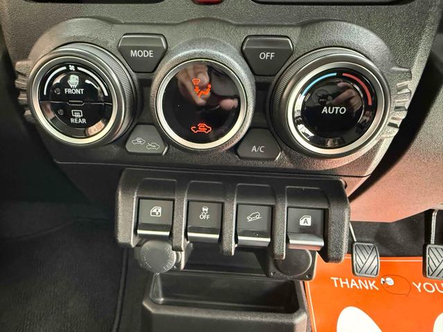 ジムニー ＸＣ　リフトアップ　ＭＴタイヤ　フルセグナビ　社外マフラー　ドライブレコーダー　ＥＴＣ　バックカメラ　オートクルーズコントロール　衝突被害軽減システム　ＬＥＤヘッドランプ　ヘッドライトウォッシャー　５ＭＴ（7枚目）