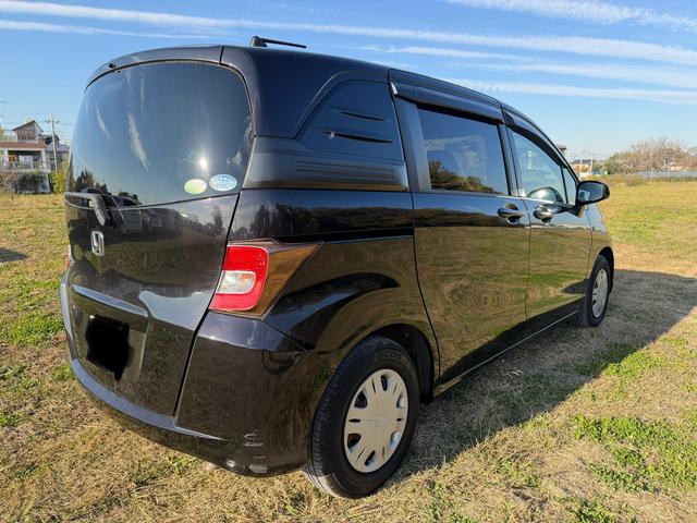 フリードスパイク G ジャストセレクション /ETC/純正ナビ/リモコンキー/スペアキー/オートエアコン/バックカメラ(8枚目)