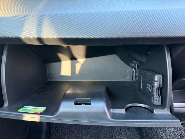 フリードスパイク G ジャストセレクション /ETC/純正ナビ/リモコンキー/スペアキー/オートエアコン/バックカメラ(17枚目)