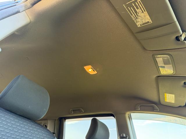 フリードスパイク G ジャストセレクション /ETC/純正ナビ/リモコンキー/スペアキー/オートエアコン/バックカメラ(19枚目)