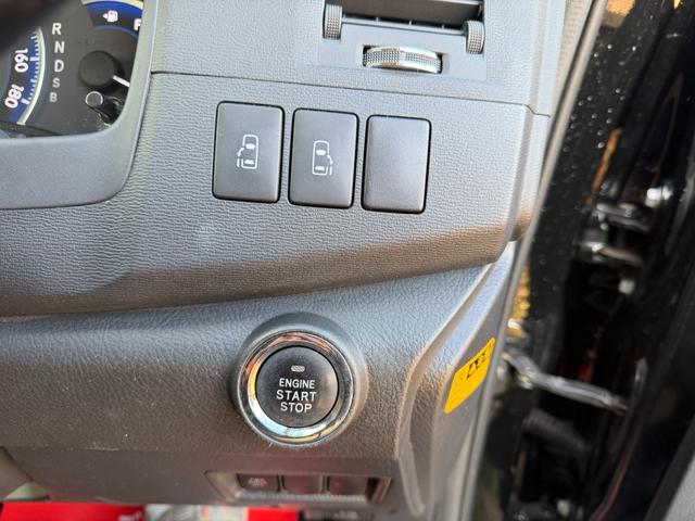 アイシス プラタナ Vセレクション・ノアール /最終型/両側電動スライド/Bluetooth対応ナビ/ワンオーナー/ディーラー整備/ETC/三列シート/スマートキー3個(24枚目)