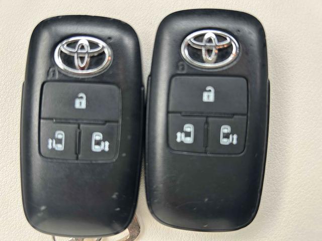 ルーミー カスタムＧ　全周囲カメラ　ナビ　ＴＶ　両側電動スライドドア　クリアランスソナー　オートクルーズコントロール　衝突被害軽減システム　アルミホイール　ＬＥＤヘッドランプ　スマートキー　アイドリングストップ（48枚目）