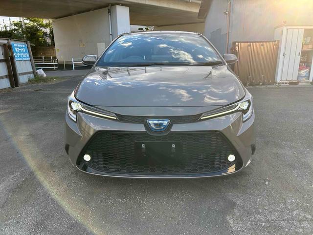 カローラツーリング ハイブリッド　ダブルバイビー５０ミリオンエディション　ＥＴＣ　バックカメラ　ナビ　ＴＶ　クリアランスソナー　オートクルーズコントロール　レーンアシスト　衝突被害軽減システム　アルミホイール　オートマチックハイビーム　ＬＥＤヘッドランプ　スマートキー（12枚目）