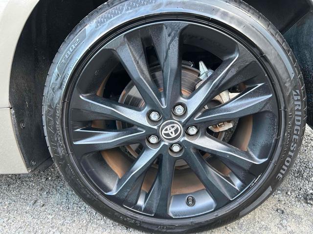 カローラツーリング ハイブリッド　ダブルバイビー５０ミリオンエディション　ＥＴＣ　バックカメラ　ナビ　ＴＶ　クリアランスソナー　オートクルーズコントロール　レーンアシスト　衝突被害軽減システム　アルミホイール　オートマチックハイビーム　ＬＥＤヘッドランプ　スマートキー（46枚目）