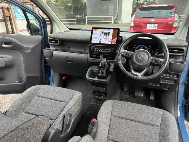 シエンタ ハイブリッドZ 全周囲カメラ ナビ TV オートクルーズコントロール レーンアシスト パークアシスト 衝突被害軽減システム 両側電動スライドドア オートマチックハイビーム オートライト LEDヘッドランプ BSM(2枚目)