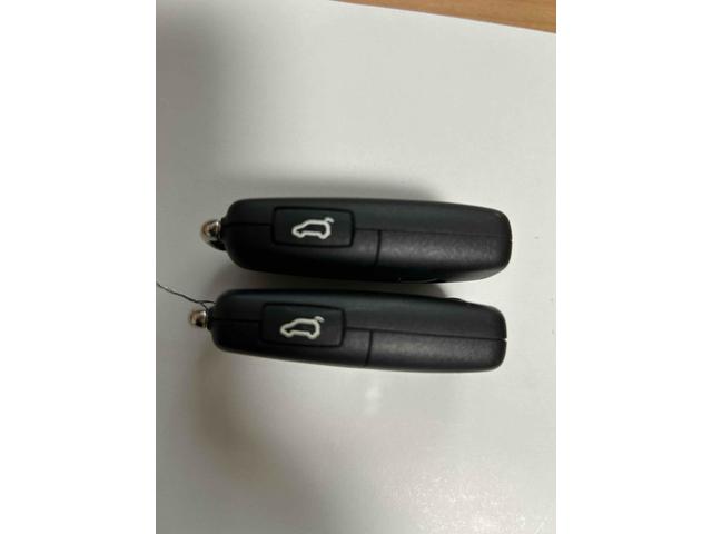 キーでトランク開けられます！