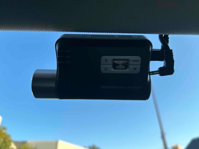 ドライブレコーダー装備♪映像と音声を記録してくれるドライブレコーダーは、事故の際に確かな証拠能力を発揮してくれます。