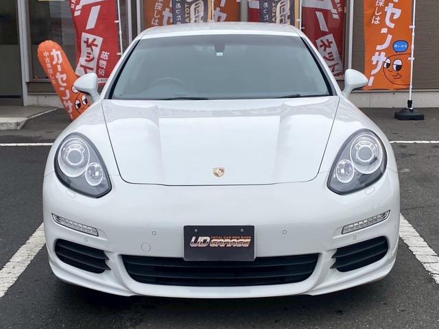 パナメーラ 　禁煙車　ＥＴＣ　クリアランスソナー　バックカメラ　ナビ　純正アルミホイール　オートライト　ＡＴ　シートヒーター　キーレスエントリー　アイドリングストップ　ＣＤ　ＤＶＤ再生　ＵＳＢ　Ｂｌｕｅｔｏｏｔｈ（2枚目）